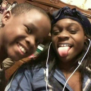 Meet your Posher, Regina